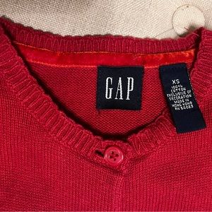 Gap XS red cardigan